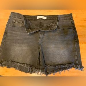 Carly Jean Los Angeles Revy denim shorts